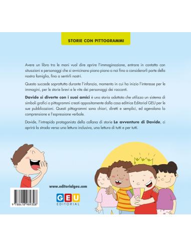 Davide si diverte con i suoi amici - con...