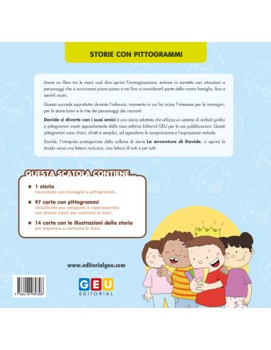 Davide si diverte con i suoi amici - con...